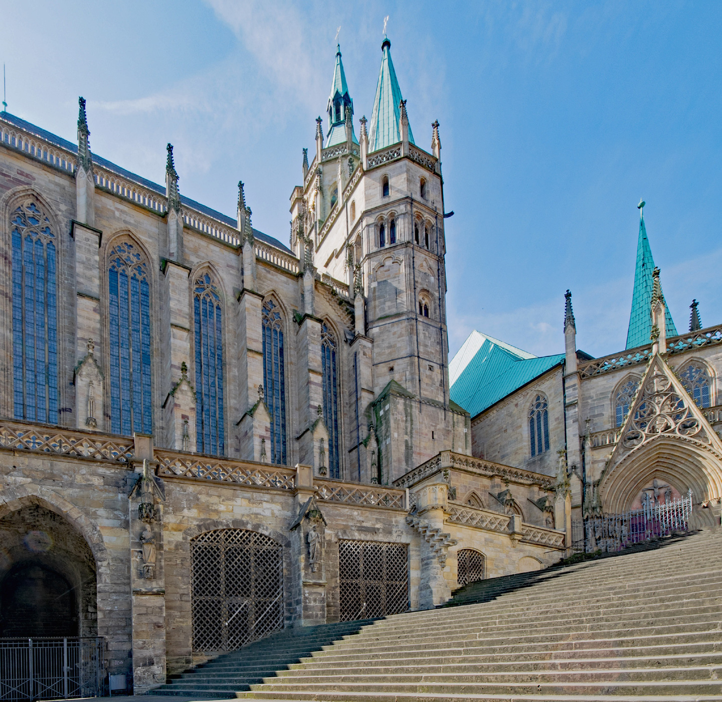 Historisches Erbe von Erfurt eine Ausschnitt vom Dom am Tag